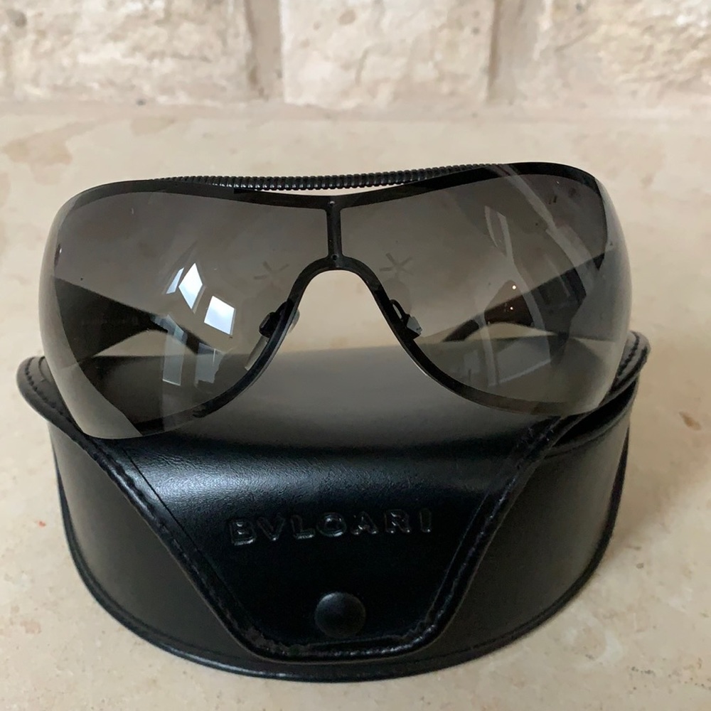 Sunglasses Gently worn